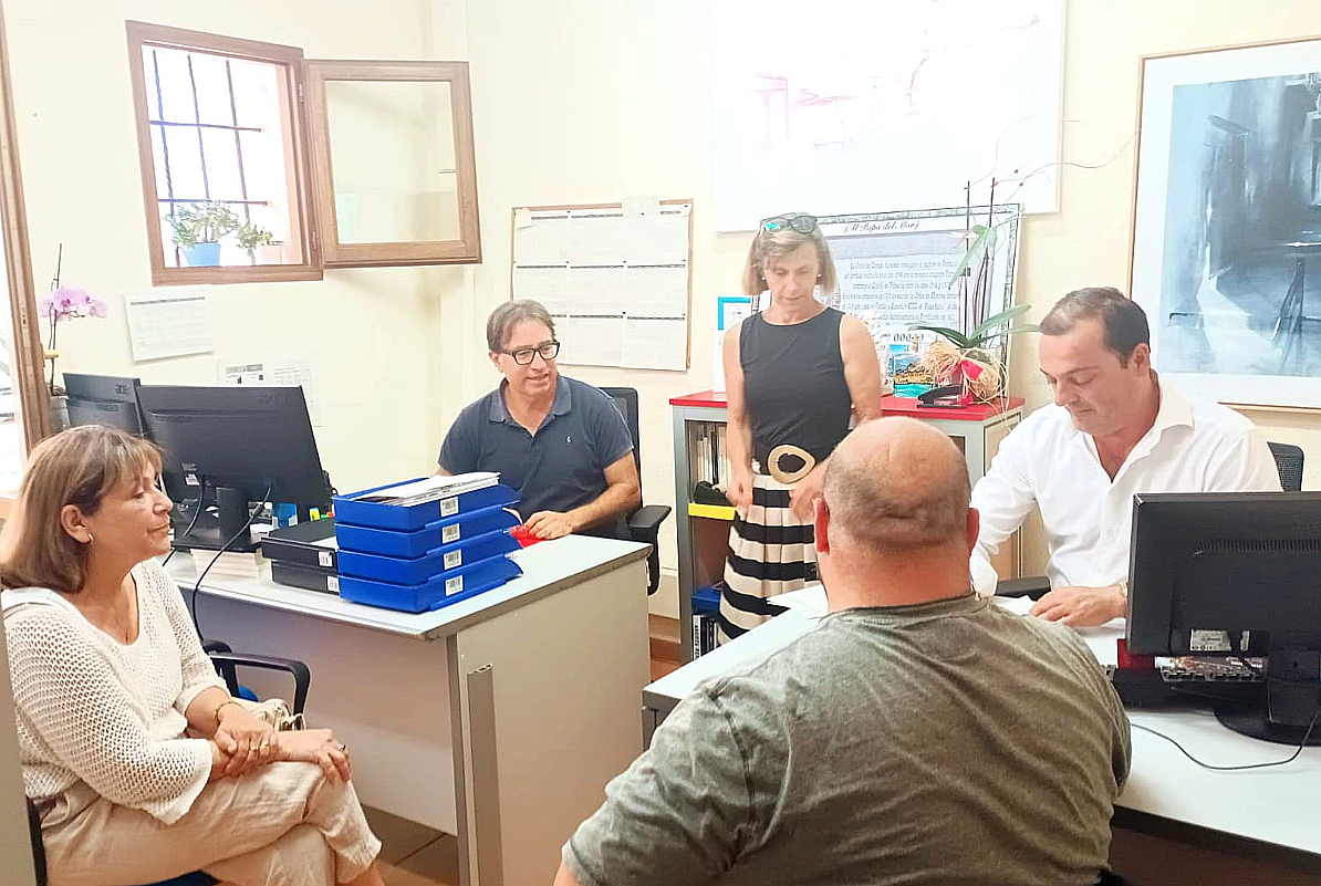 L'Ajuntament de Peníscola renova el seu conveni amb Cocemfe