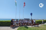 HISSADA DE LA BANDERA BLAVA I LES BANDERES DE QUALITAT A LA PLATJA DEL FORTÍ DE VINARÒS 27-06-2025