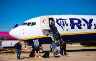 L'aeroport complix deu anys de vols regulars amb un balanç de més d'un milió i mig de passatgers