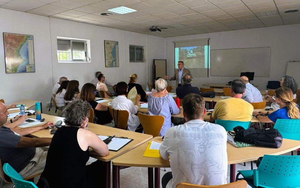 Barrachina diu que el nou decret rebaixa un 50% la burocràcia als ramaders i facilita els bous al carrer