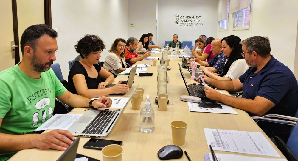 El curs 2025-2026 s'iniciarà amb 200 docents més per la nova orde de plantilles d'Educació