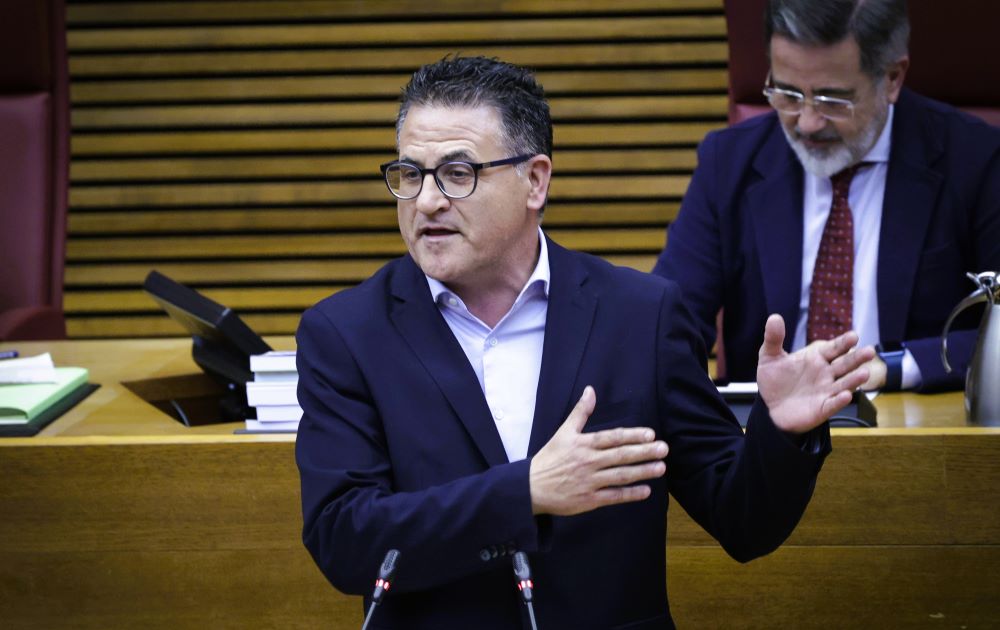 González: «Mentres Catalunya rep competències a mida, la CV acumula retards en rodalies»