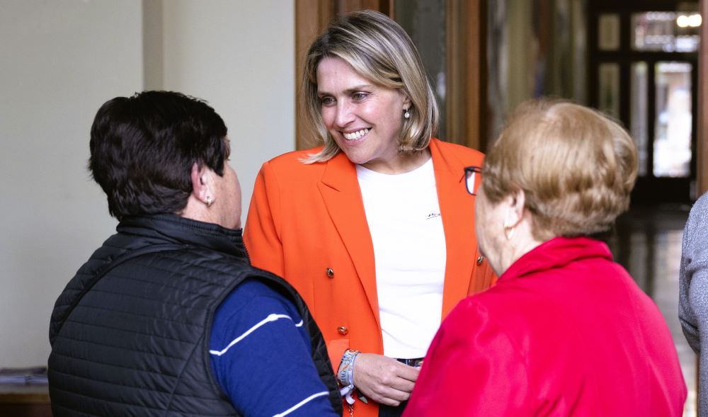 La Diputació dona suport al sector hoteler i instarà el Govern a adoptar mesures que milloren l'Imserso