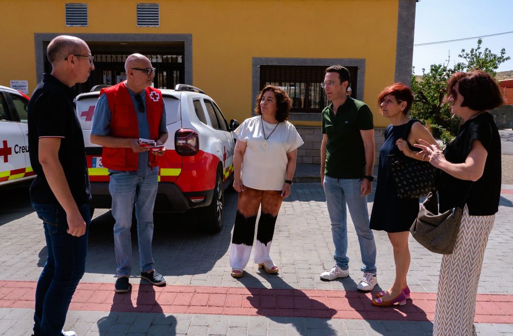 La Diputació i Creu Roja consoliden l'atenció a persones majors de 65 anys que viuen soles