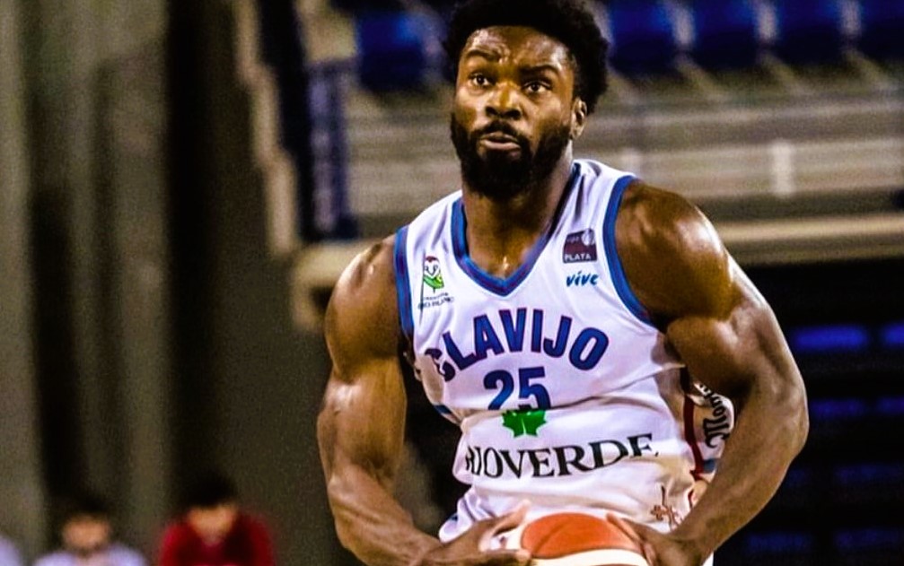 Rob Ukawuba, «escolta» americà amb passaport nigerià, és el sisè fitxatge del Maderas Sorlí Benicarló