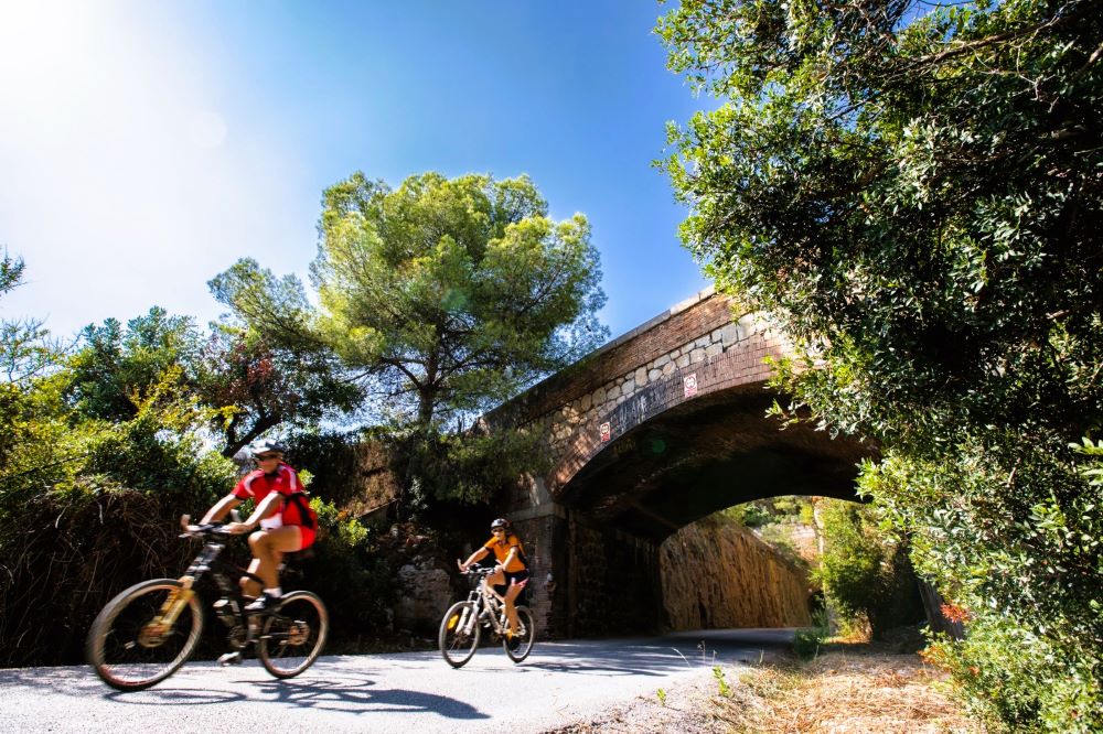 La Generalitat promociona l'oferta de cicloturisme en la fira Pedal Spain que se celebra a Saragossa