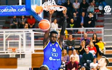Arriba el pivot Ousmane Ndour per a jugar amb el Maderas Sorlí Benicarló