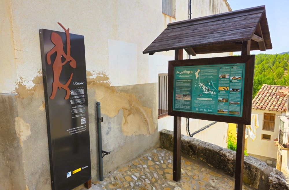 Palanques senyalitza i millora de l’accés al patrimoni rupestre