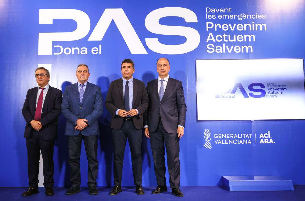 Mazón anuncia un projecte per a reforçar la prevenció davant emergències des de les aules