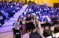 Barrachina estimula a la joventut a prendre decisions i afrontar els reptes amb il·lusió i motivació