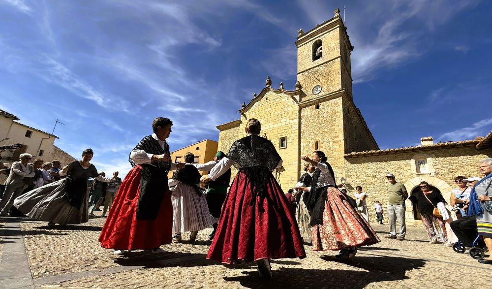 Castellfort acull a centenars d'assistents en la Trobada de Jubilats