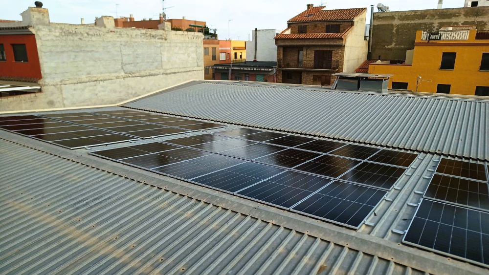Torreblanca impulsa la transició energètica amb més de 100 plaques solars per a l'autoconsum col·lectiu