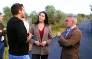 El conseller d'Agricultura supervisa les reparació dels camins de Torreblanca afectats per la DANA