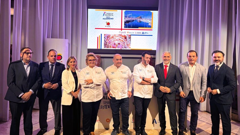 La Generalitat presenta a Milà el potencial turístic de la CV davant un centenar d'operadors italians