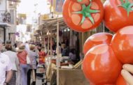La XI Fira de la Tomata de Penjar d'Alcalà complix amb les expectatives tot i el canvi de data