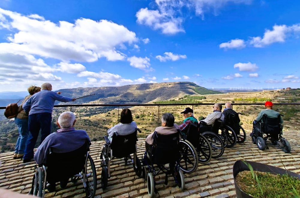 Ares obri les portes a totes les edats i capacitats amb una visita adaptada per a la residència de Vilafranca