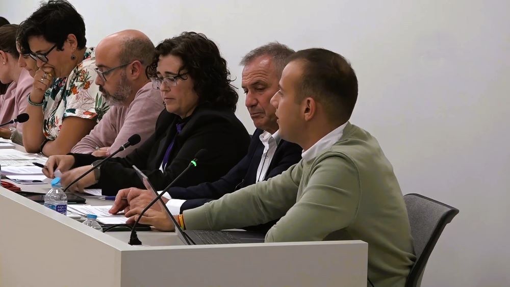 VOX Benicarló celebra l'eliminació de la taxa de terrasses, una mesura del seu programa electoral