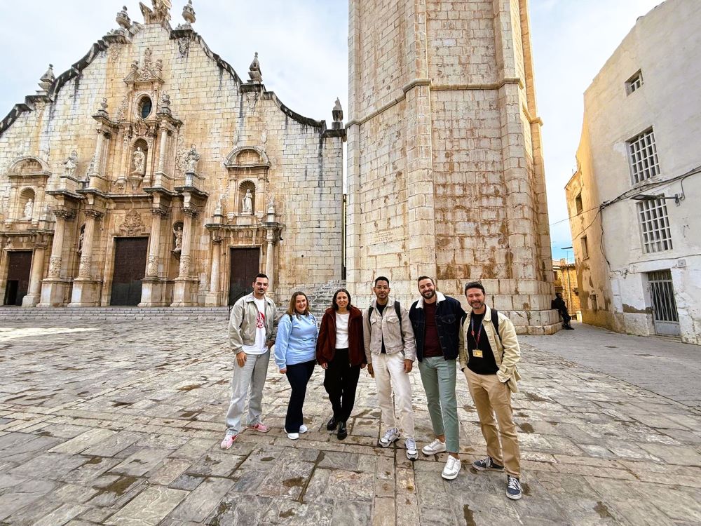 Alcalà-Alcossebre diversifica la promoció turística amb un fam trip de bloguers de viatges