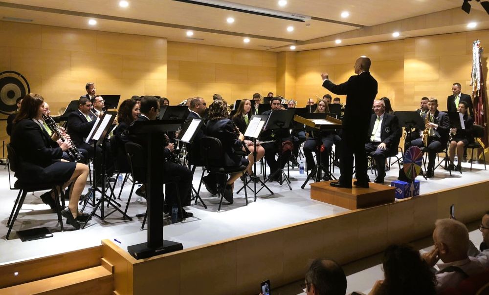 L'Agrupació Musical Santa Magdalena celebra Santa Cecilia amb un concert dedicat al cinema