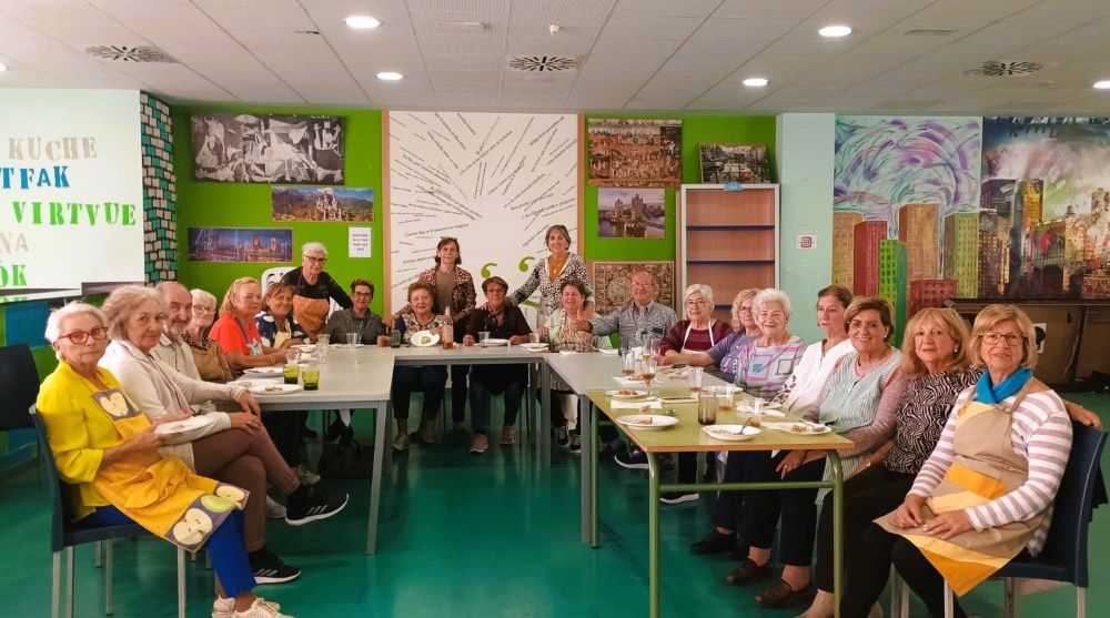 Les i els majors de Peníscola posen en valor receptes tradicionals de la cuina peniscolana