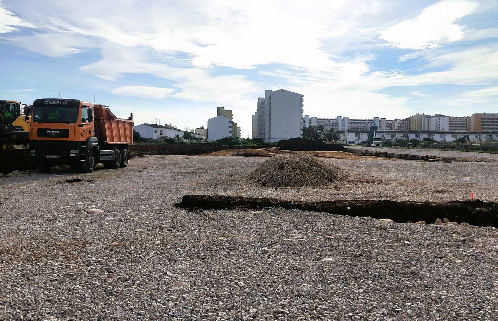 Avancen a bon ritme les obres del pàrquing dissuasiu que connectarà amb la platja nord de Peníscola