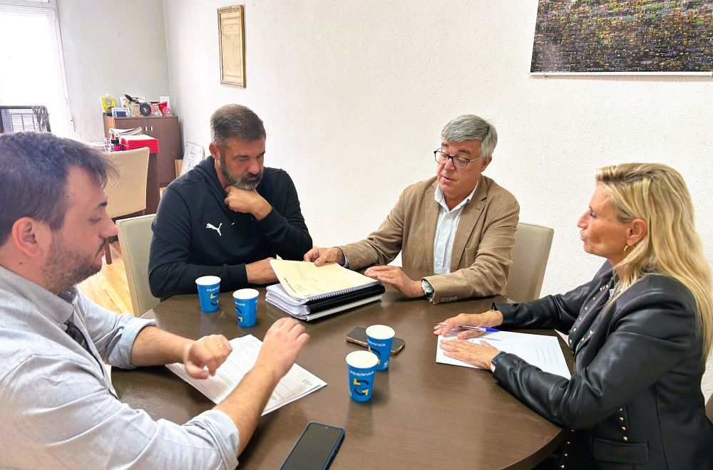 La delegada de Consell a Castelló visita el municipi de Rossell