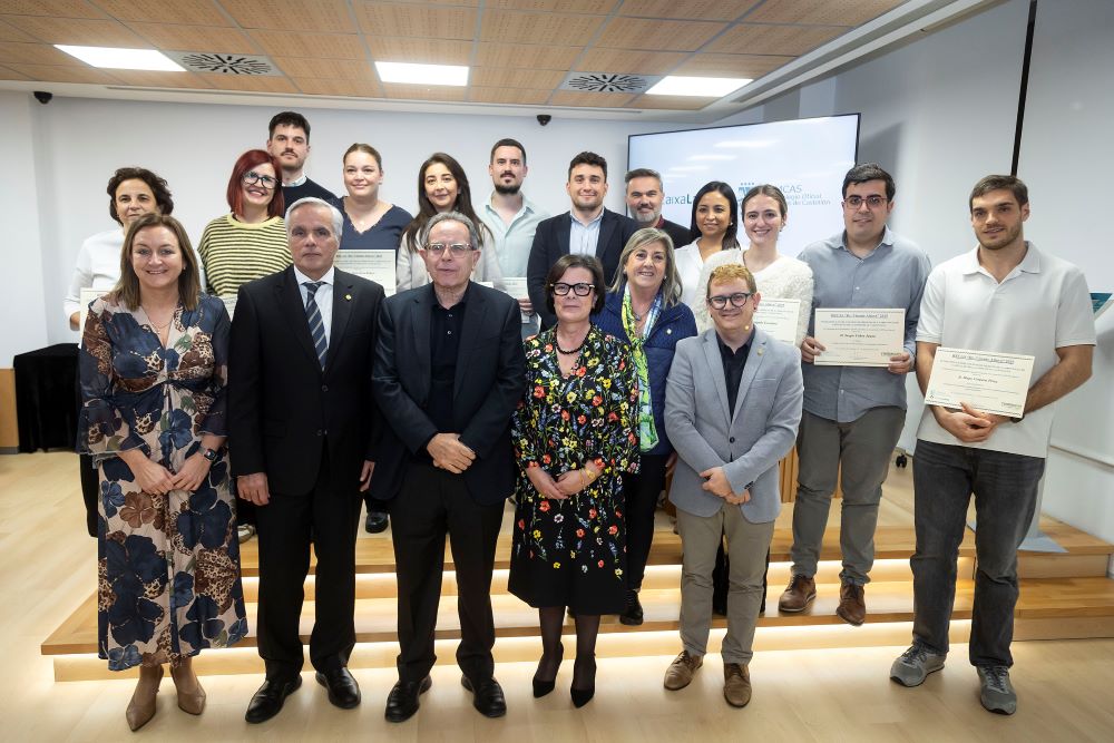 El COMCAS aprova el pressupost i entrega beques destinades a impulsar la investigació mèdica