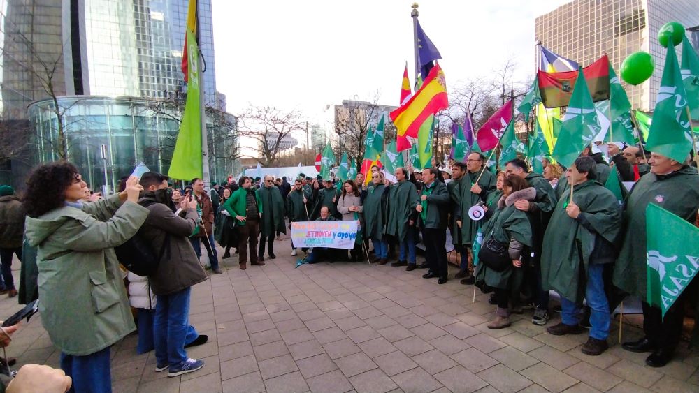 La manifestació del sector agrari a Brussel·les frena el tractat amb Mercosur