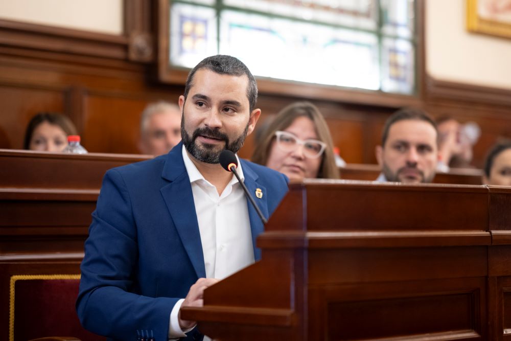 El PSPV s’absté en els pressupostos de la Diputació i advertix que «la majoria absoluta no és barra lliure»