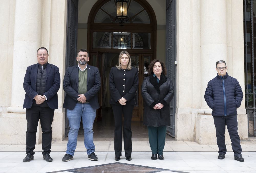 La Diputació de Castelló mostra la seua condemna al crim de violència masclista a Alacant