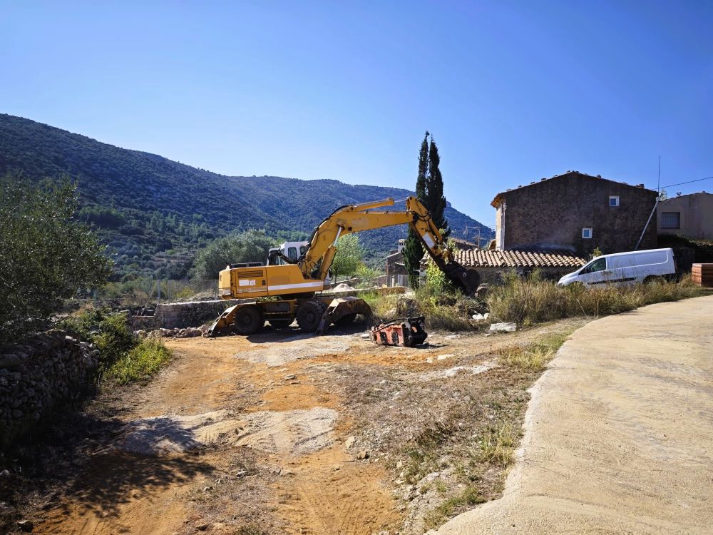 Nova xarxa de sanejament al Mas de Centelles i a les instal·lacions esportives de La Torre d'En Besora