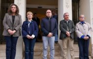 Pérez Llorca presidix un minut de silenci en memòria de les víctimes de l'accident ferroviari d'Adamuz