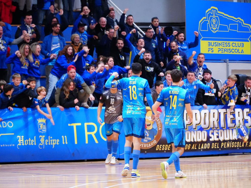El Servigroup Peníscola FS s'emporta el derbi amb remuntada davant l'Alzira (6-5)