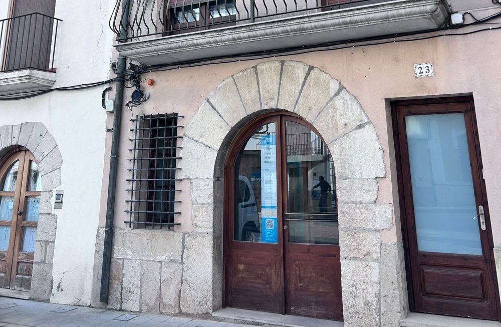 Catí busca alternatives al tancament de l'única entitat financera del municipi