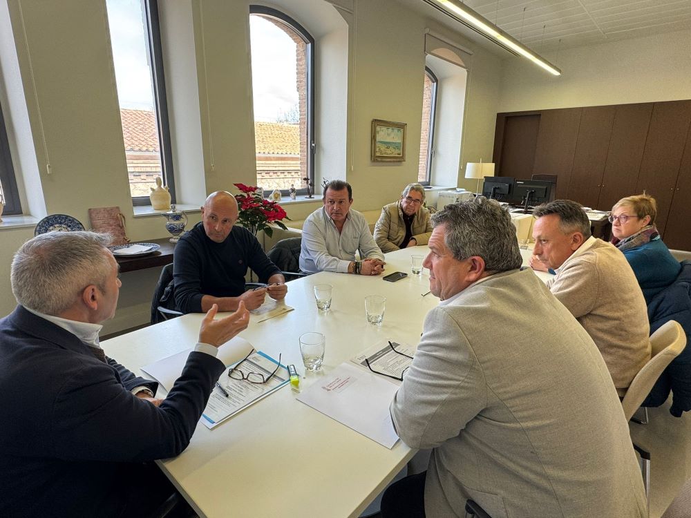 Barrachina exigix al Govern la «suspensió immediata de la nova normativa que ofega al sector pesquer»