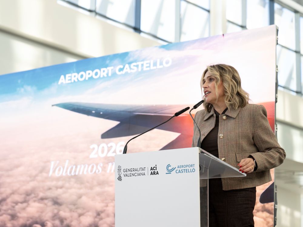 Marta Barrachina enaltix «el valor a l'alça» de l'aeroport, consolidant-se com a estratègic de la província