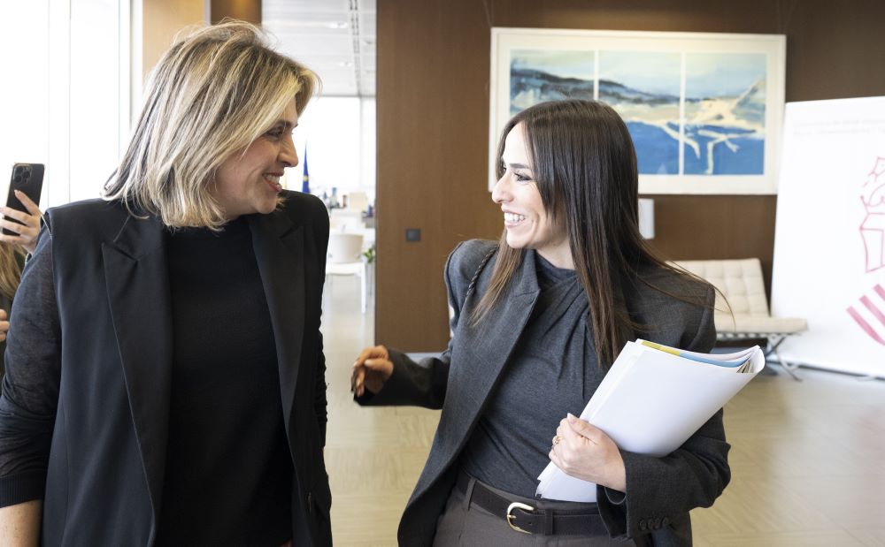 Marta Barrachina enaltix la incorporació de Raquel París al capdavant de la direcció d’Aerocas 