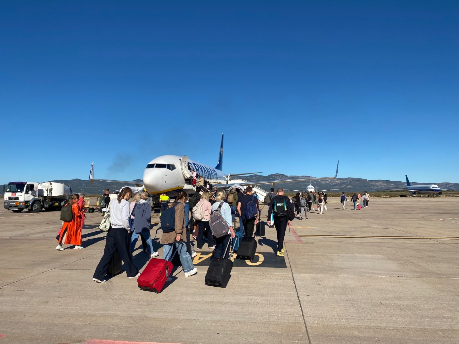 L'aeroport duplica la seua programació de vols amb la reincorporació de cinc rutes regulars