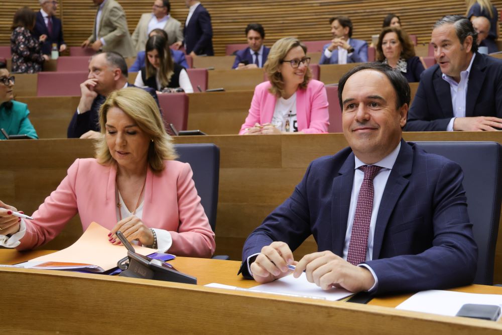 Llorca retrau que la CV no és una prioritat nacional per al Govern i «l'empadronament està en la legislació»
