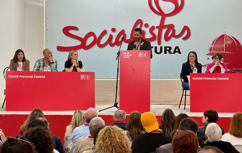 El PSPV aprova per àmplia majoria la gestió de l’executiva «per posar fi als pitjors governs de la dreta»