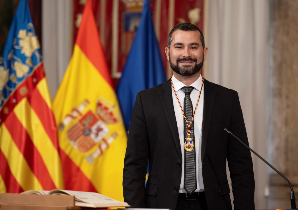 Falomir lamenta que Marta Barrachina haja convertit la cimera d’alcaldes «en un míting del PP»