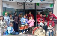 Afaniad Maestrat rep la visita de la Banda de Bombos i Tambors de La Salle de Benicarló