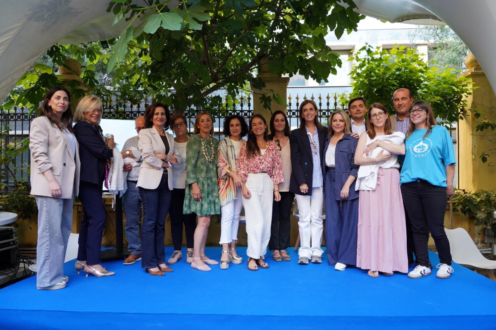 Albalat subratlla l'impuls social del PP que transforma vides gràcies «al poder de les famílies d'acolliment»