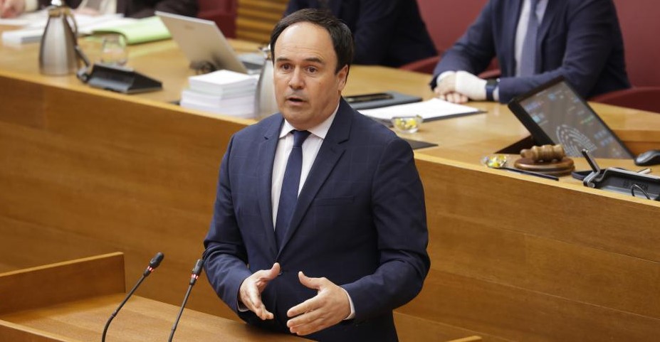 Llorca reitera el diàleg: «El Consell ha presentat l'oferta educativa més ambiciosa de tota Espanya»
