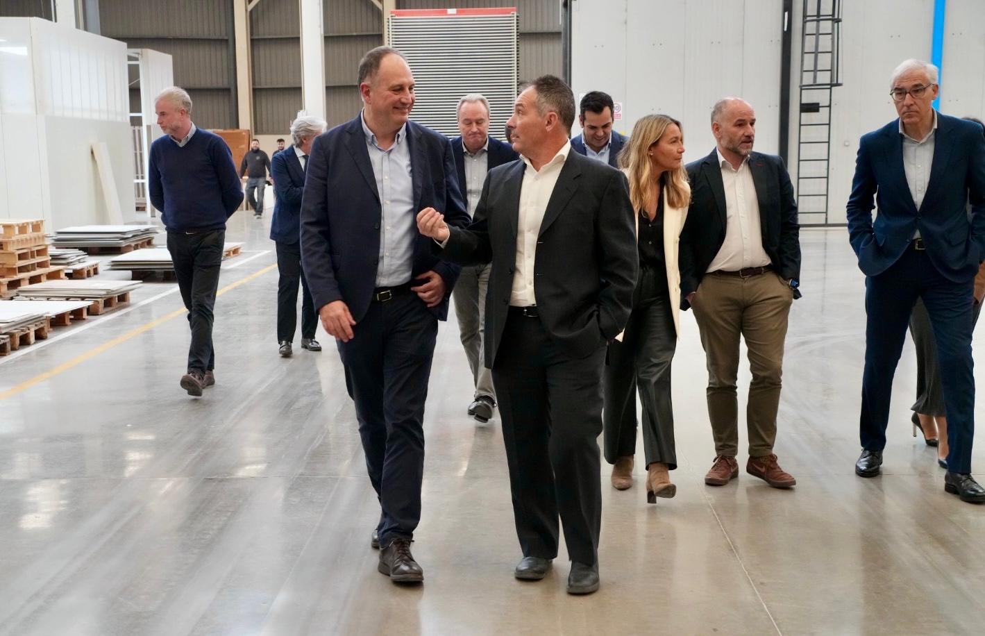 PP: «Sánchez preferix castigar a la ceràmica abans que defendre a Europa un sector clau per a Castelló»