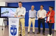 L'Ajuntament de Vinaròs signa el contracte del nou pavelló poliesportiu que començarà al juny