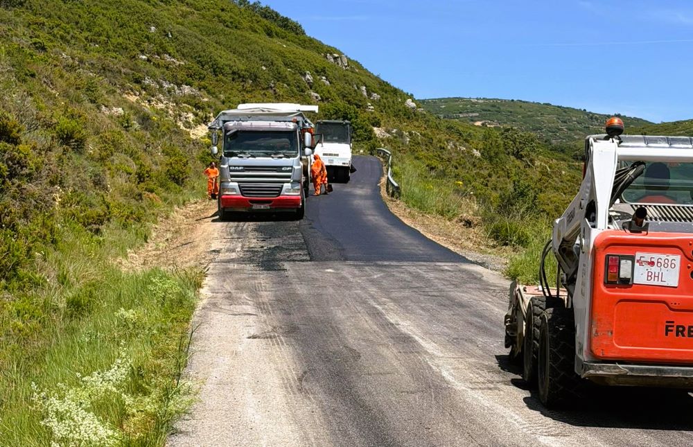 Finalitza l'asfaltat del camí de Tírig a Catí després d'una inversió de 108.000 euros