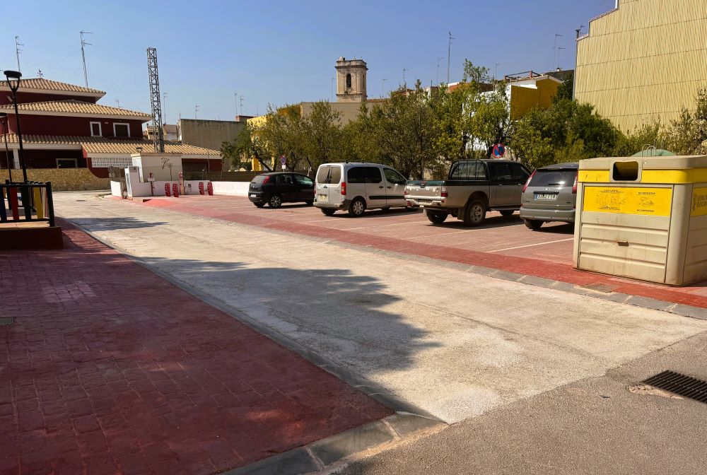 Càlig finalitza la millora del drenatge de la plaça del País Valencià i del carrer de la Puríssima