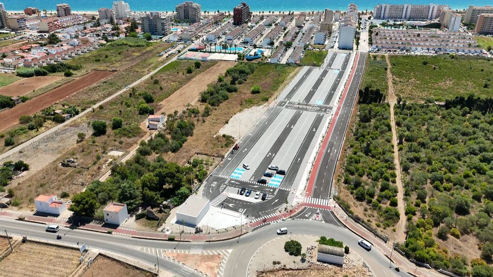 L'Ajuntament de Peníscola obri les portes del nou pàrquing dissuasiu i nous accessos a la zona nord