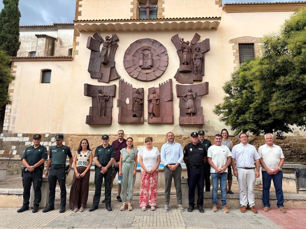 L'Ajuntament de Benassal participa en la reunió de coordinació del dispositiu de seguretat per a l’eclipsi solar